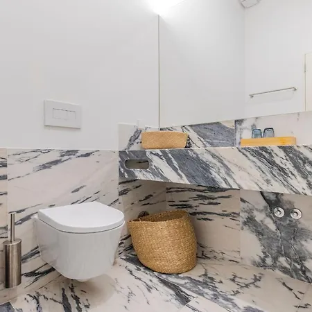 Modern Rustic Flat In Santos By Lovelystay * Лиссабон