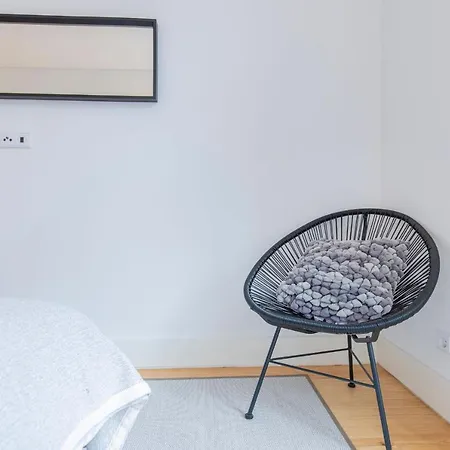 公寓 Modern Rustic Flat In Santos By Lovelystay *