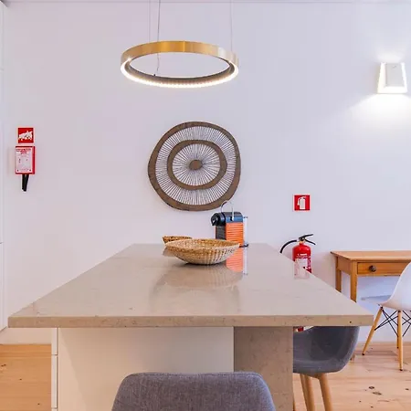 Modern Rustic Flat In Santos By Lovelystay *